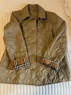 Burberry Quilted Jacket Beige